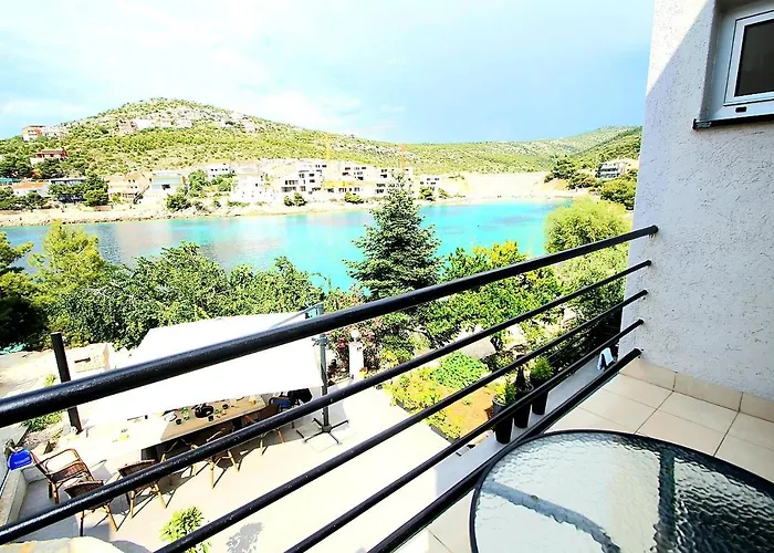 Apartments Petrovic