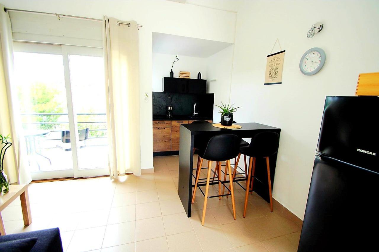 Petrovic Apartment *